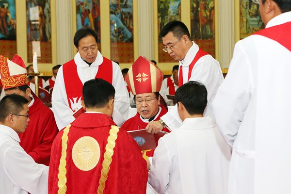 主教祝圣典礼30